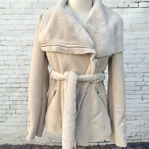 Faux fur Guess jacket